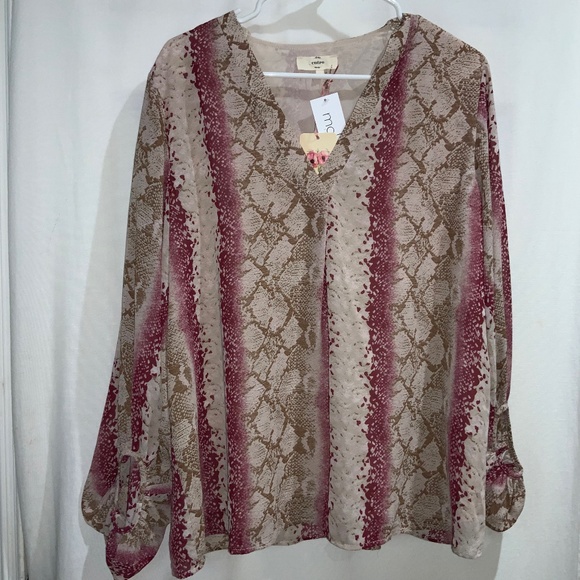 Entro reptile print blouse Sz L V neck balloon sleeve new with tags - Picture 1 of 6